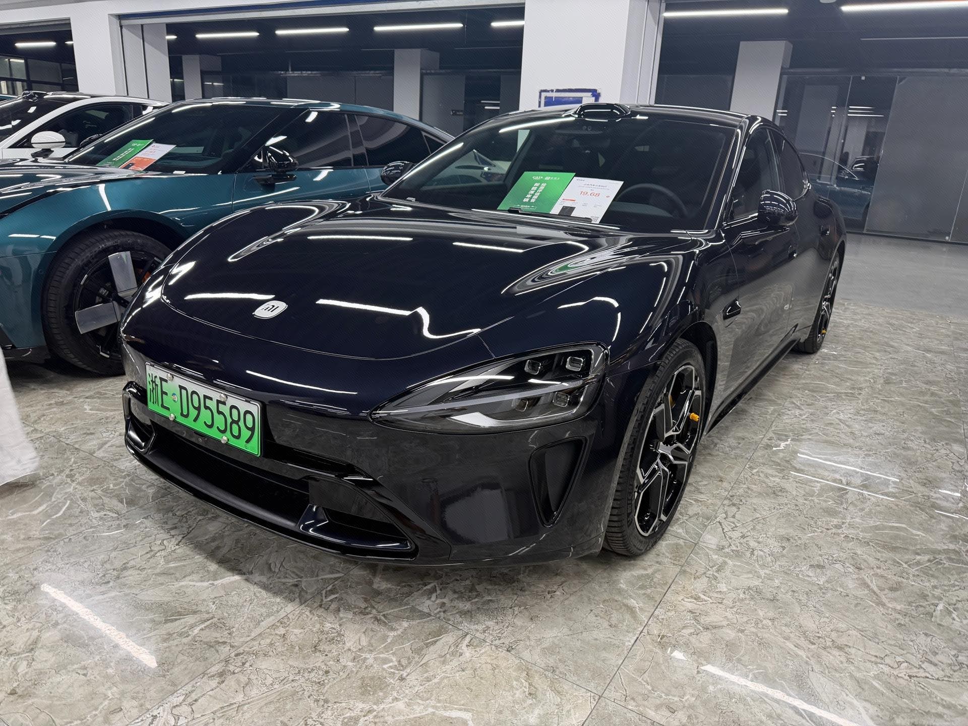 MI SU7 2025 car image 