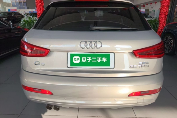 Audi Q3 2015 car image #6