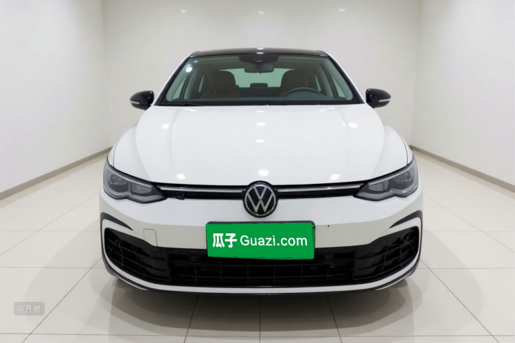 Volkswagen Golf 2022 car image #3