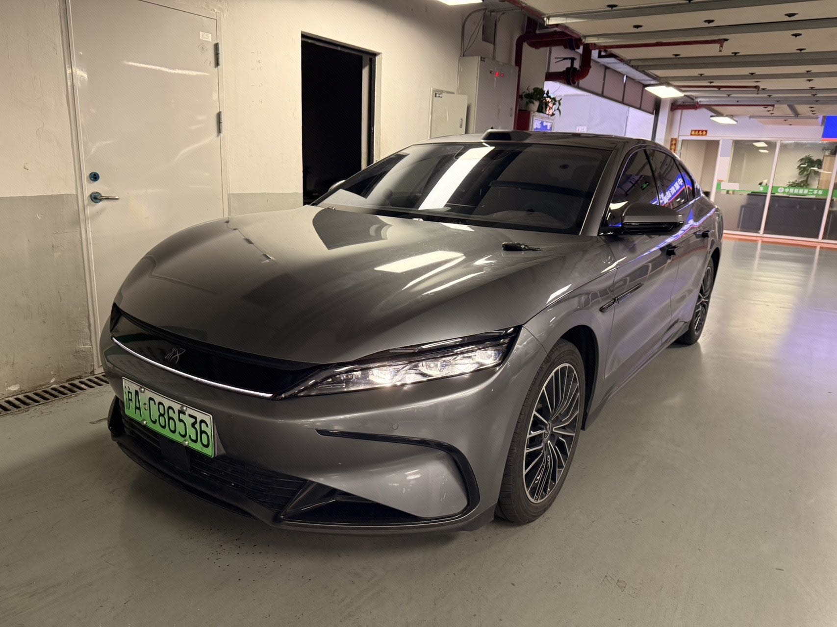 BYD Han 2023 car image 