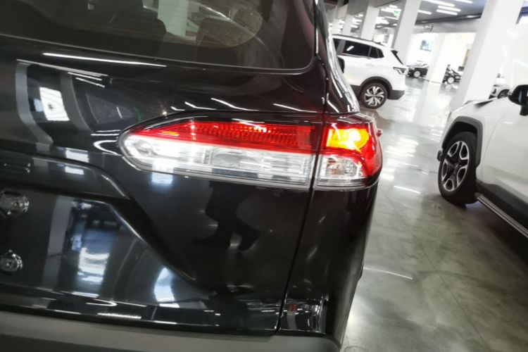 Toyota Corolla Cross 2024 #8 Toyota Corolla Cross 2024 car image #8