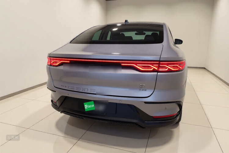 BYD Han 2024 car image #6