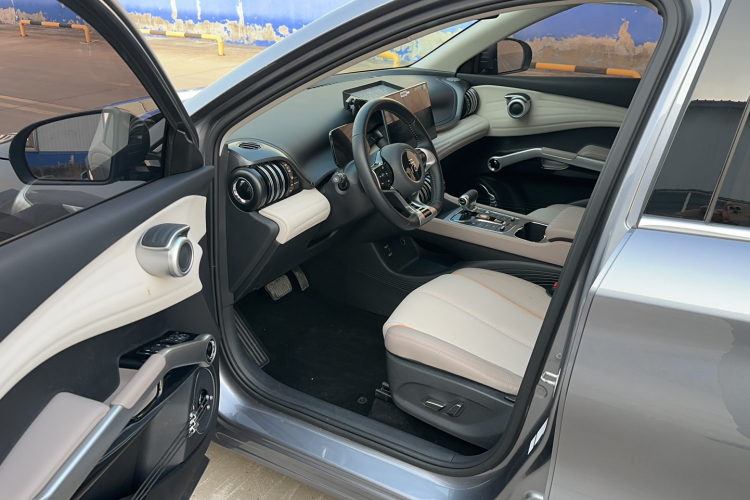 BYD Yuan Plus 2023 car image #17