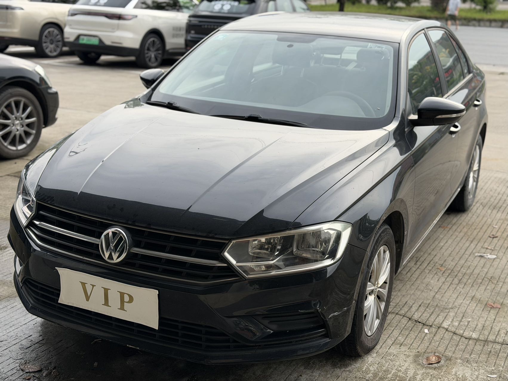 Volkswagen Bora 2016 car image 