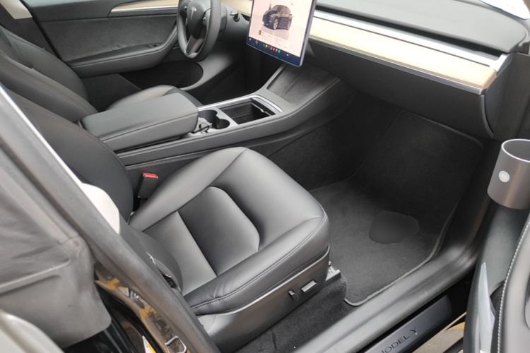 Tesla Model Y 2022 #24 Tesla Model Y 2022 car image #24