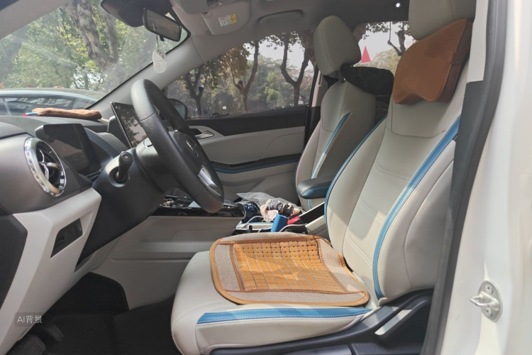 BYD Yuan Pro 2023 #17 BYD Yuan Pro 2023 car image #17