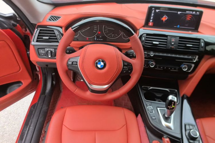 BMW 3 Series GT 2016 immagine di auto #11