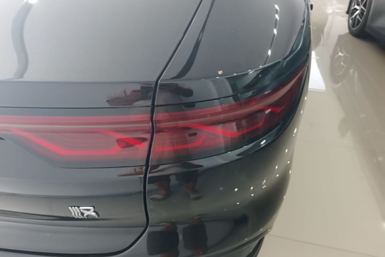 BYD Han 2024 car image #8