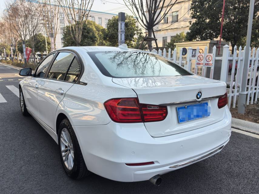 BMW 3 Series 2013 #4 BMW 3 Series 2013 car image #4