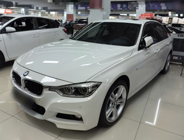BMW 3 Series 2018 immagine di auto 