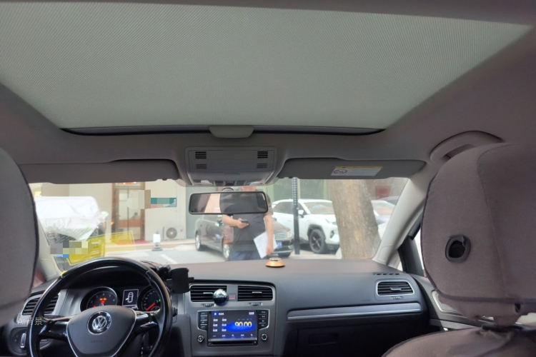 Volkswagen Golf 2015 car image #20