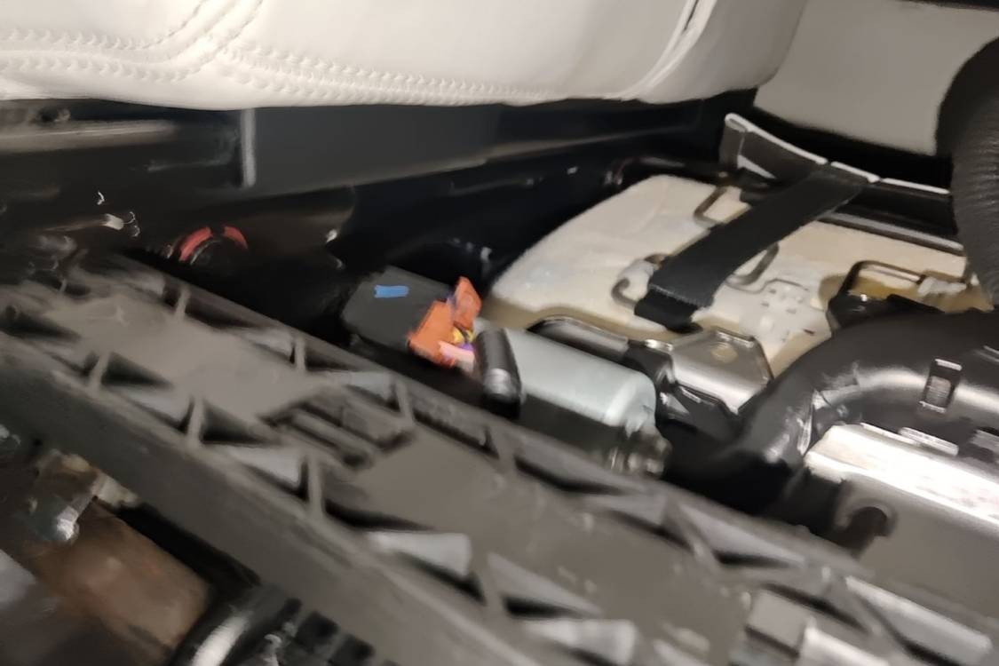 Tesla Model Y 2024 car image #30