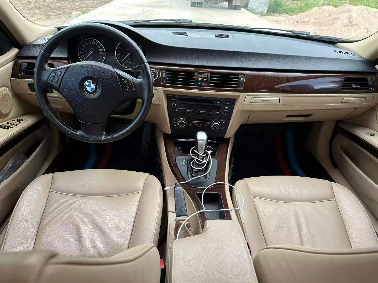 BMW 3 Series 2012 #10 BMW 3 Series 2012 car image #10