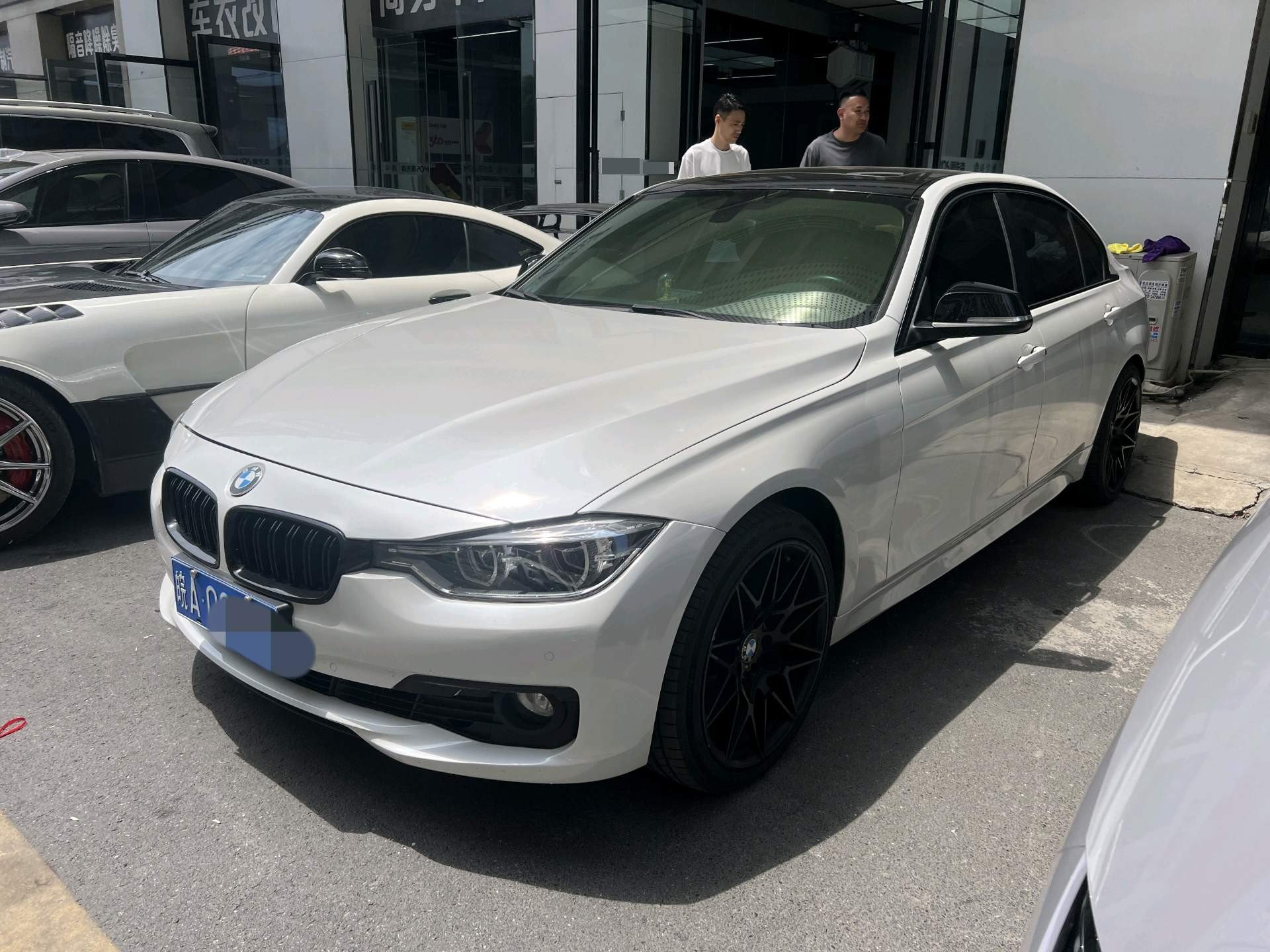 BMW 3 Series 2016 car image 