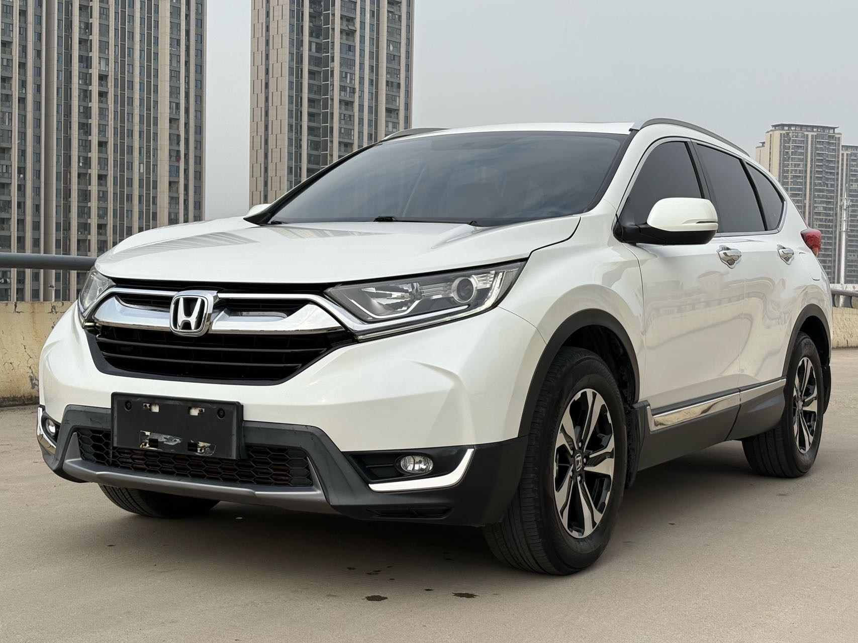 Honda CR-V 2019 car image 