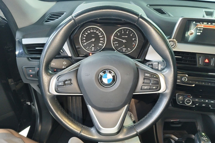 BMW X1 2017 #15 BMW X1 2017 car image #15