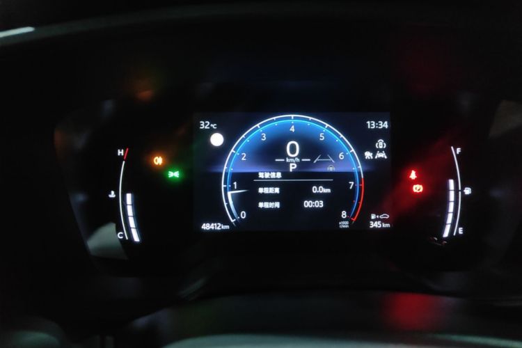 Toyota Corolla Cross 2023 car image #12