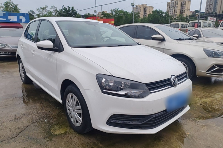 Volkswagen Polo 2017 car image #4