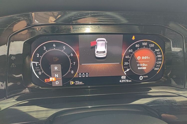 Volkswagen Golf 2022 car image #15