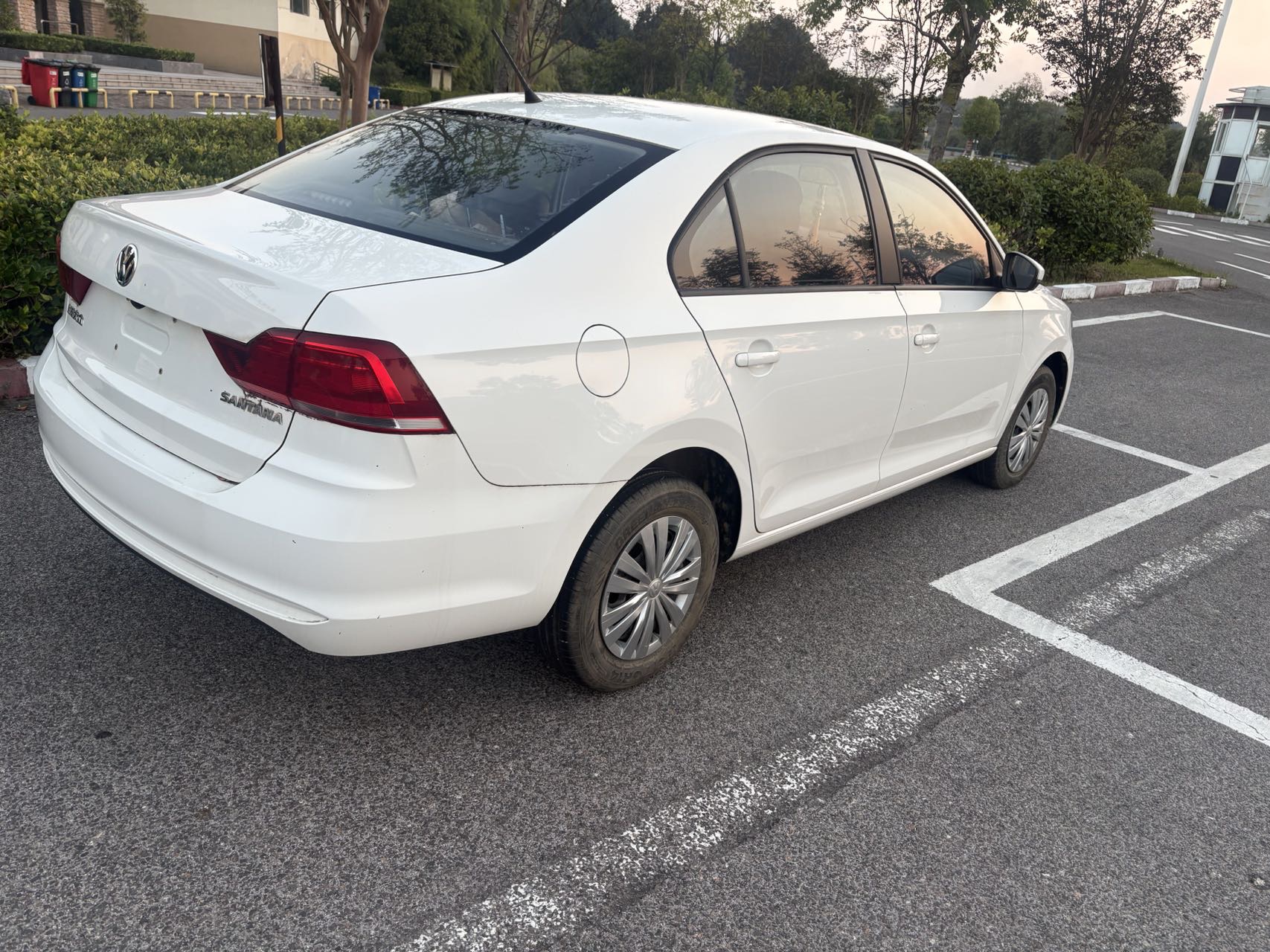 Volkswagen Santana 2023 car image #3