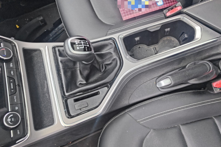 GEELY Emgrand GS 2018 car image #14
