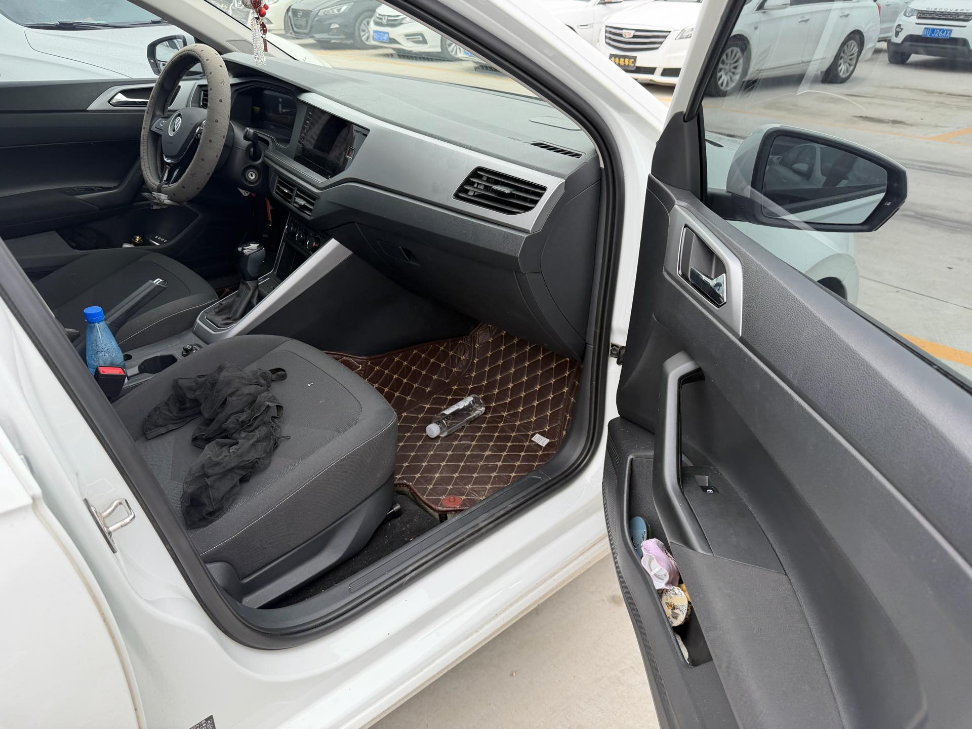 Volkswagen Polo 2023 image de voiture #7