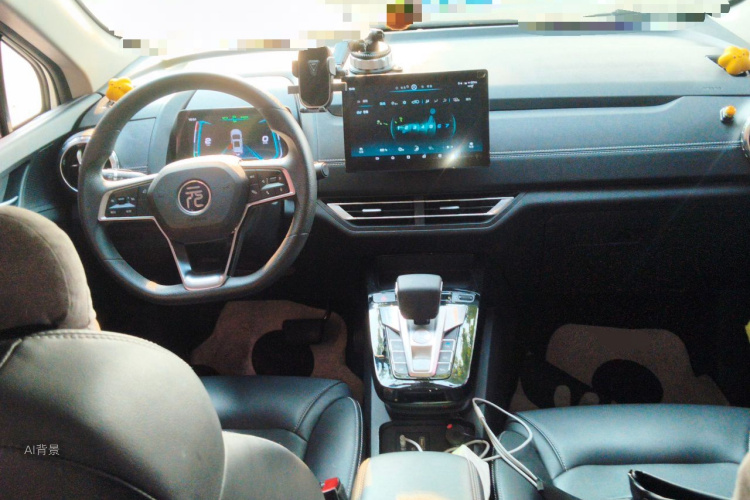 BYD Yuan New Energy 2020 car image #11