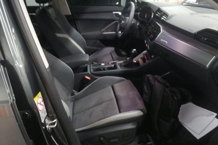 Audi Q3 2023 #24 Audi Q3 2023 car image #24