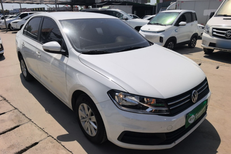 Volkswagen Santana 2021 صورة سيارة #4