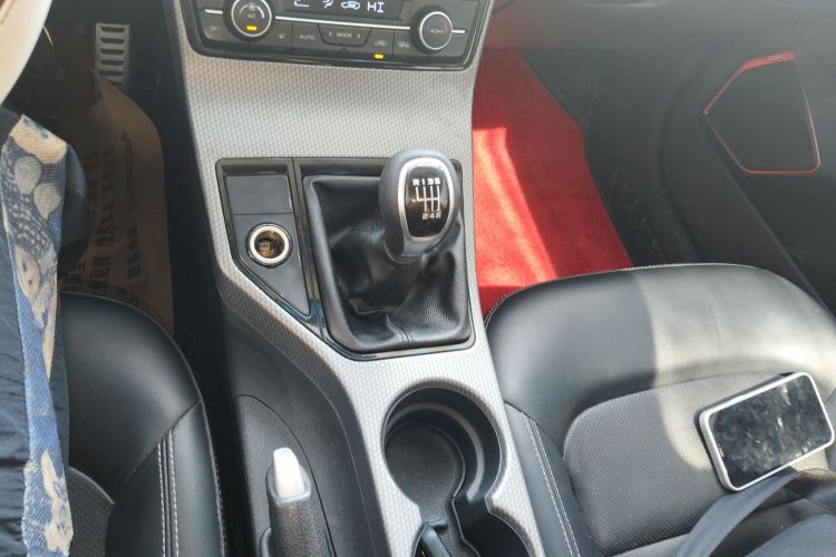 GEELY Emgrand GS 2017 car image #14