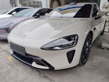MI SU7 2025 car image 