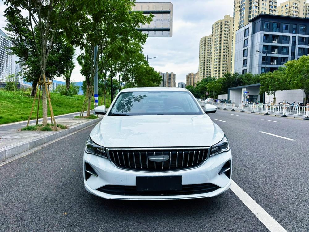 GEELY Emgrand 2024 #2 GEELY Emgrand 2024 car image #2