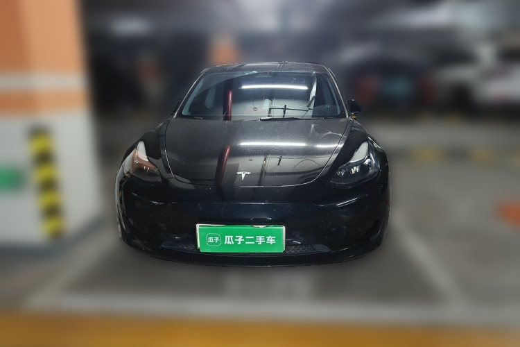 Tesla Model 3 2022 car image #3