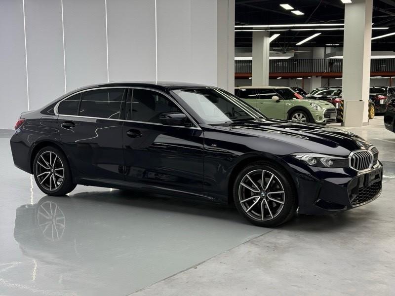 BMW 3 Series 2023 car image #3