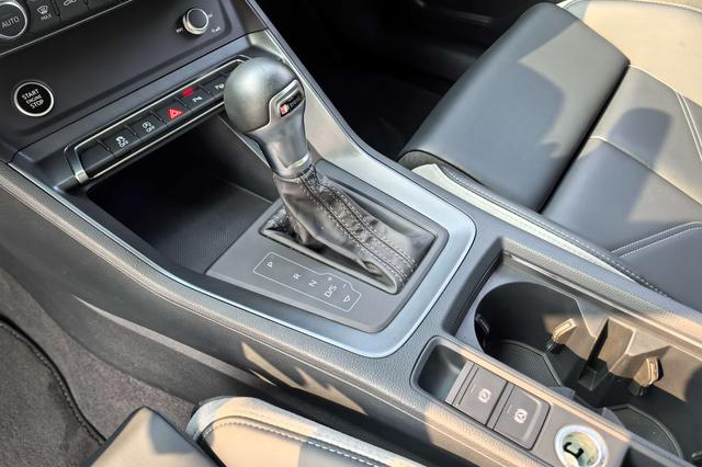 Audi Q3 2023 #15 Audi Q3 2023 car image #15