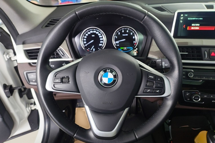 BMW X1 New Energy 2019 #15 BMW X1 New Energy 2019 car image #15