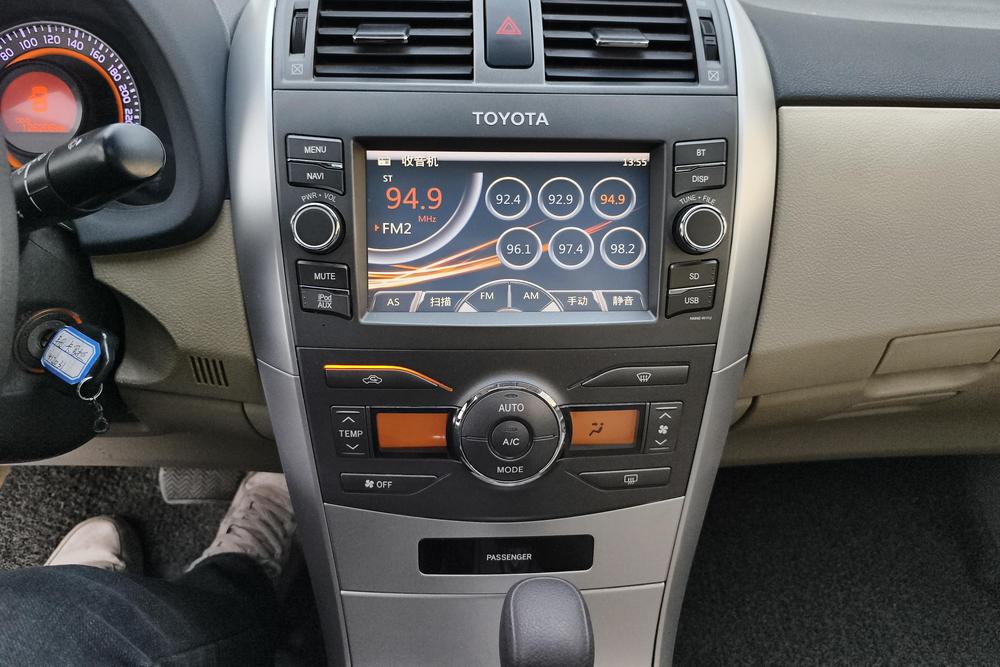 Toyota Corolla 2014 car image #12