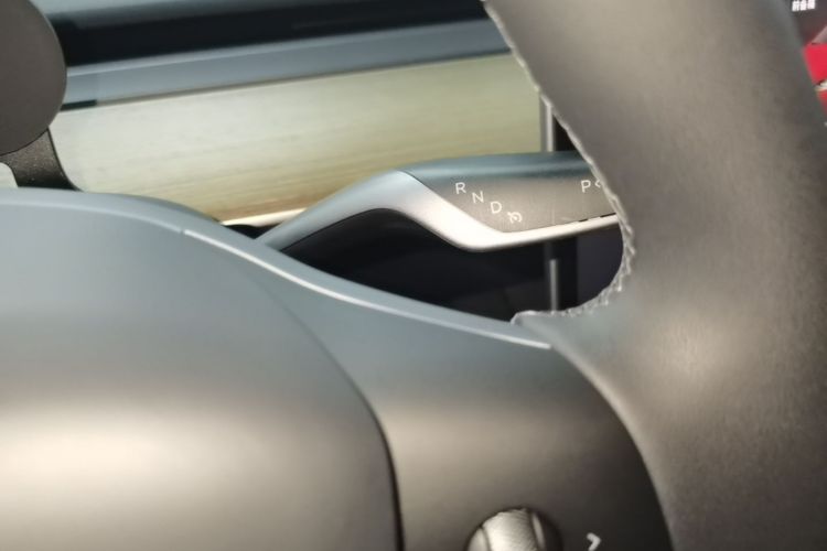 Tesla Model Y 2023 #14 Tesla Model Y 2023 car image #14