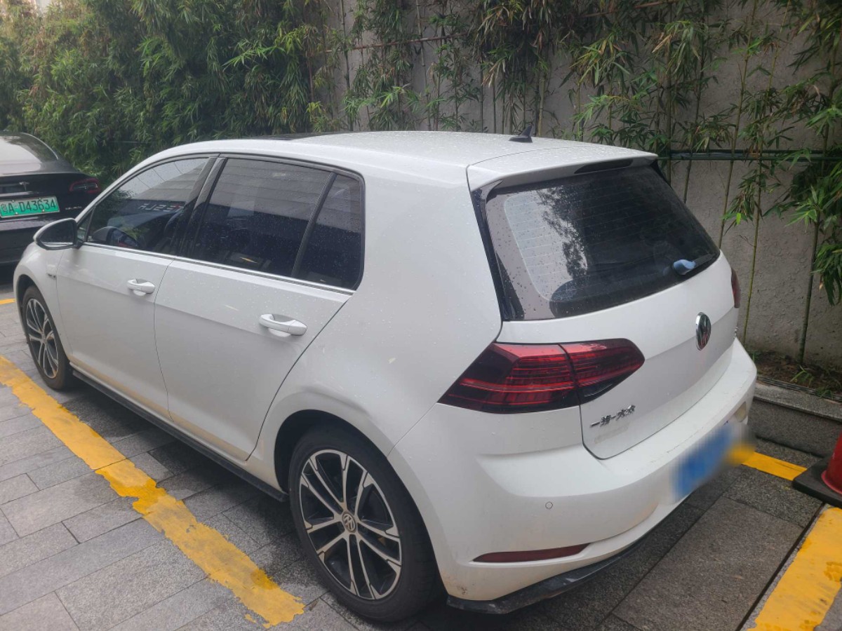 Volkswagen Golf 2020 #8 Volkswagen Golf 2020 car image #8