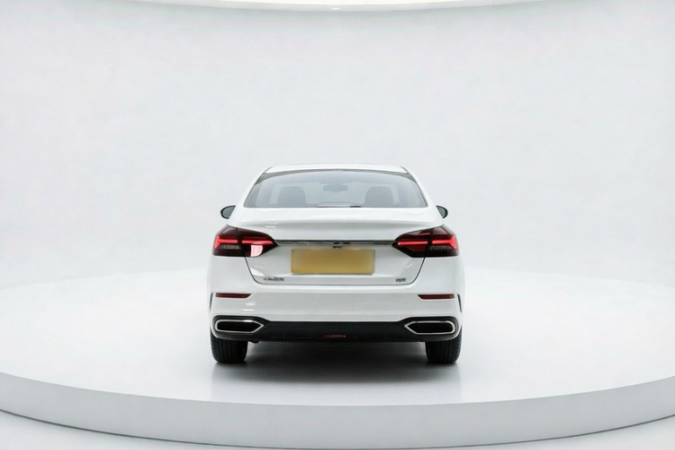 GEELY Emgrand 2021 #4 GEELY Emgrand 2021 car image #4