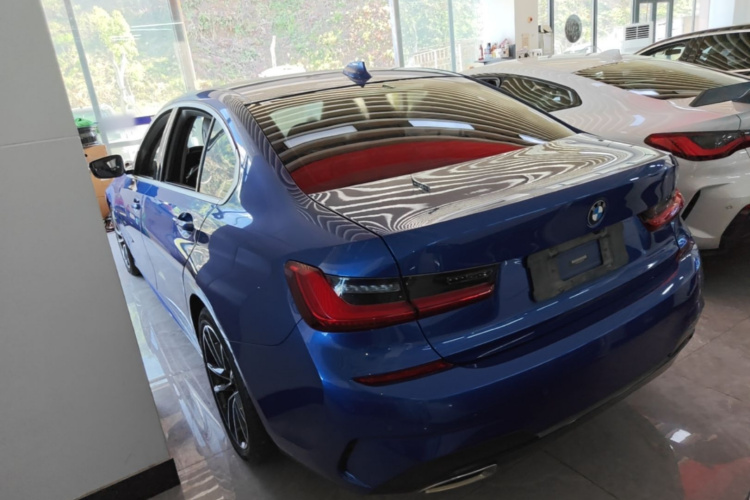 BMW 3 Series 2021 imagen de coche #5
