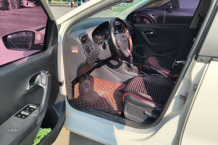Volkswagen Polo 2017 car image #18