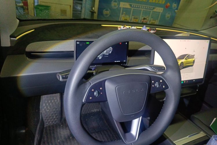 Tesla Model 3 2024 #12 Tesla Model 3 2024 car image #12