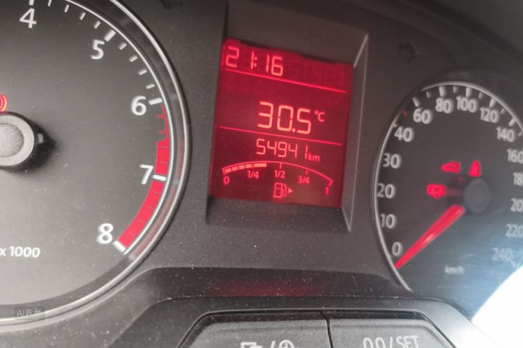 Volkswagen Santana 2016 car image #14