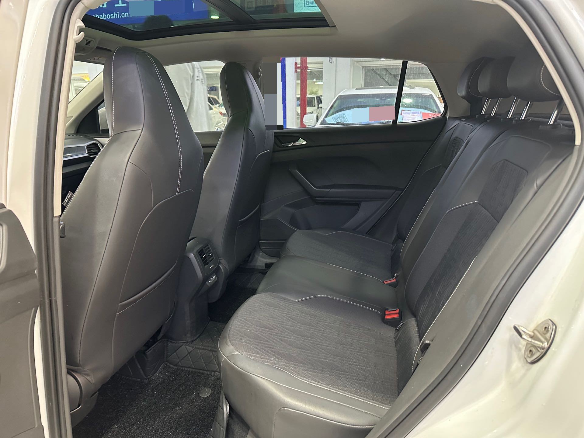 Volkswagen T-Cross 2020 car image #6