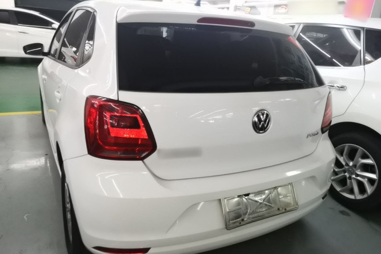 Volkswagen Polo 2018 car image #6