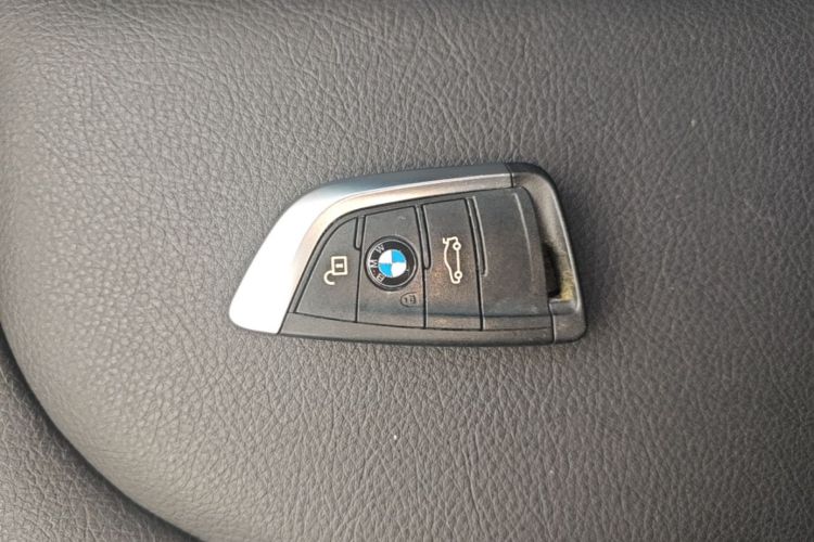 BMW X1 2017 car image #9