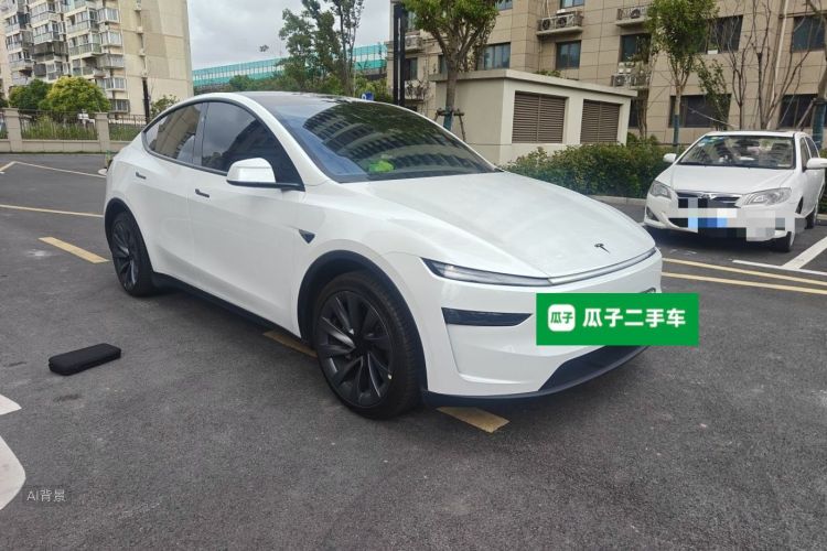 Tesla Model Y 2026 car image #4