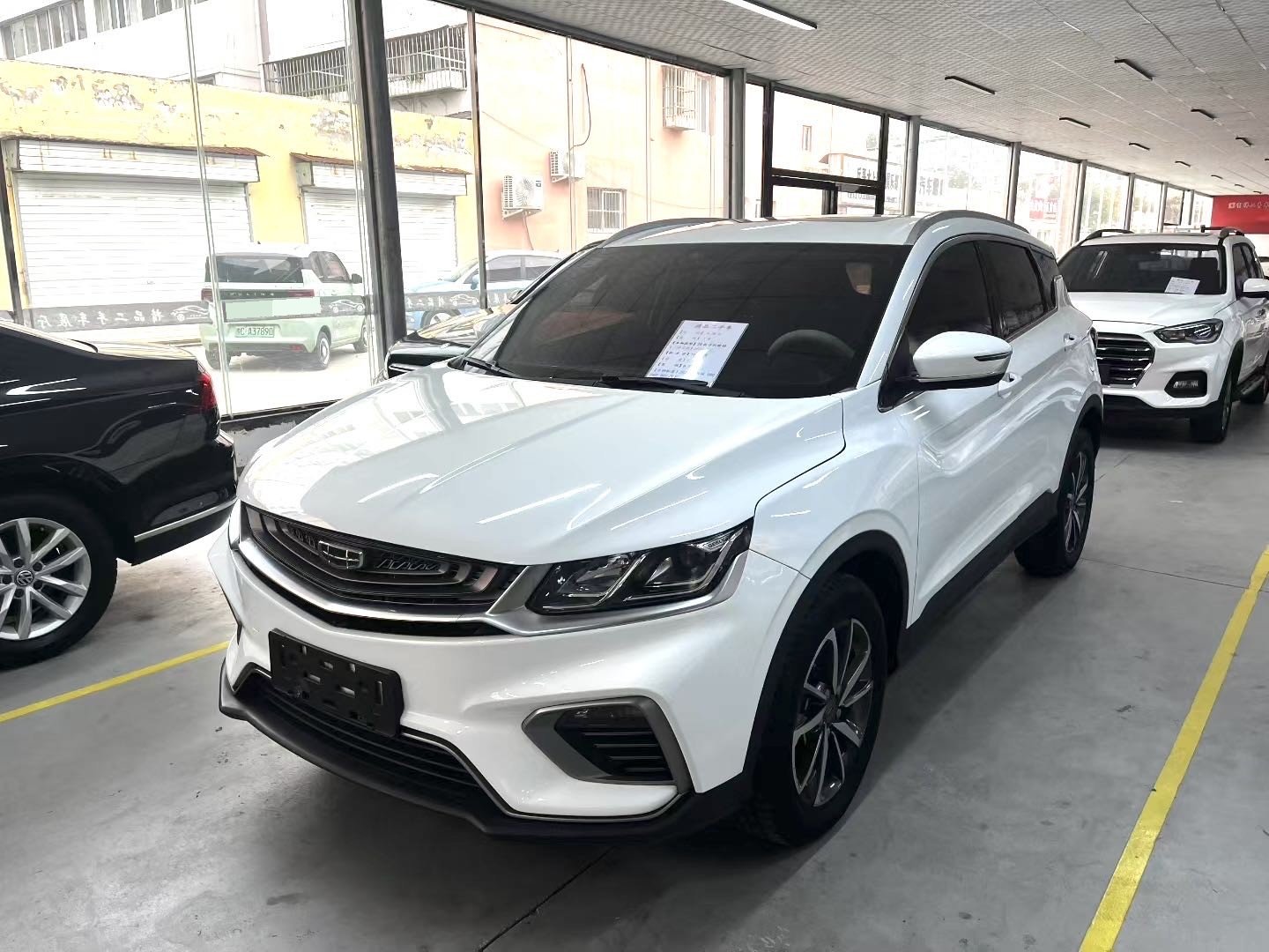 GEELY Coolray 2021 car image 