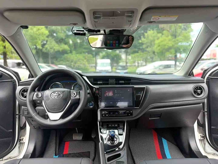 Toyota Corolla 2018 #4 Toyota Corolla 2018 car image #4